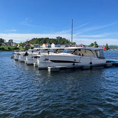 بوتيل Centrum Boat بورشغرون