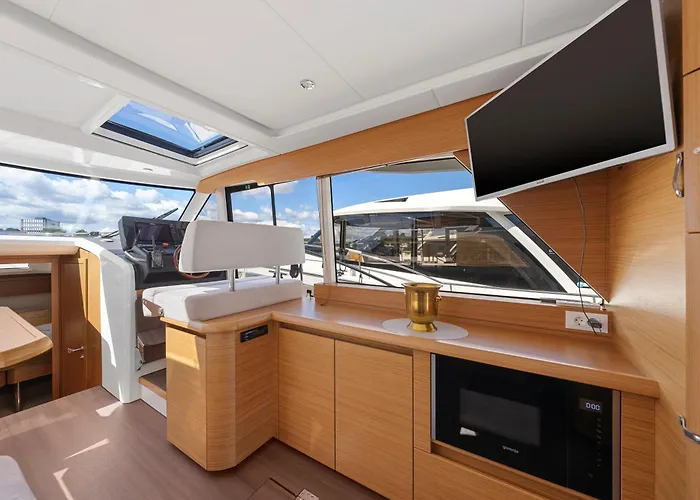 Ботель Centrum Boat