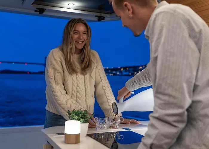 Centrum Boat Ботель